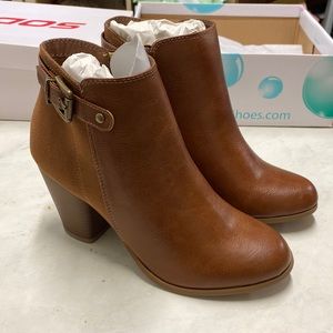 Brown blocked heel booties in size 7